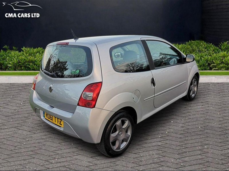 RENAULT TWINGO