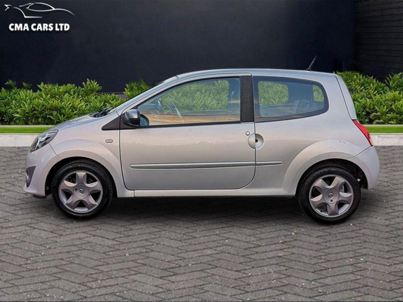 RENAULT TWINGO