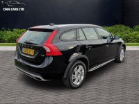 VOLVO V60 CROSS COUNTRY