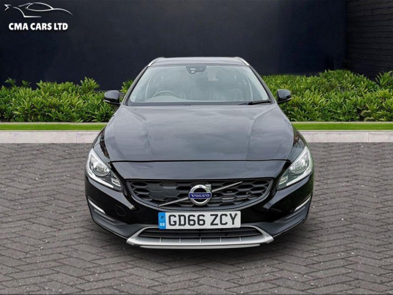 VOLVO V60 CROSS COUNTRY