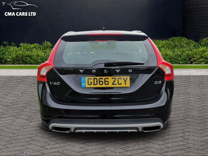 VOLVO V60 CROSS COUNTRY