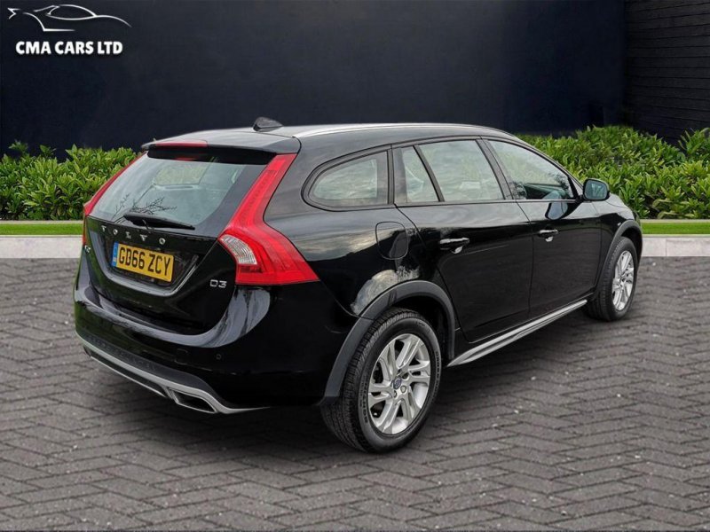 VOLVO V60 CROSS COUNTRY