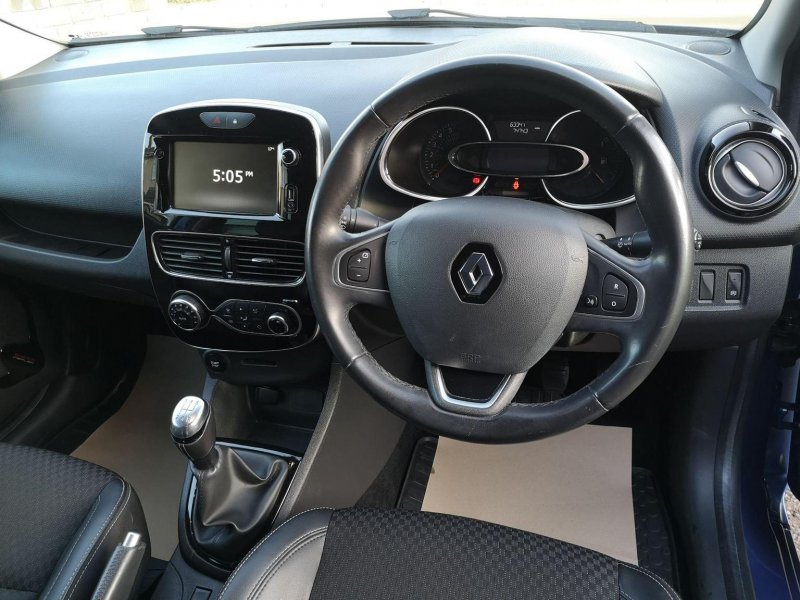 RENAULT CLIO